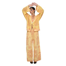 Load image into Gallery viewer, INDIAN PAINT BRUSH BUTTON KIMONO JACKET
