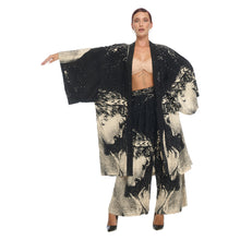 Load image into Gallery viewer, ZOOM GRECIAN SUNSET KIMONO
